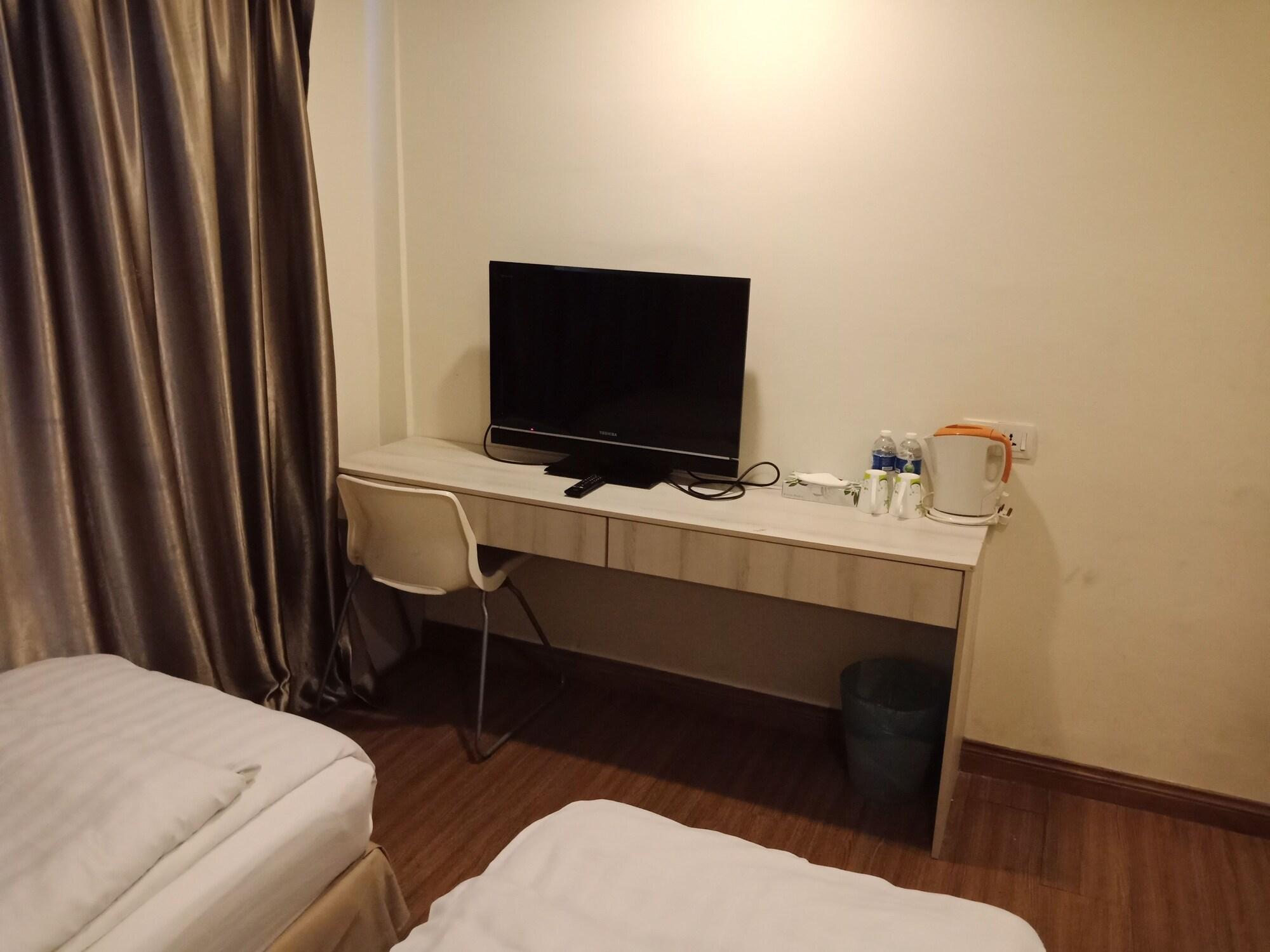 קואלה לומפור Hotel Zamburger Taman Segar - Previously Home Inn Taman Segar מראה חיצוני תמונה