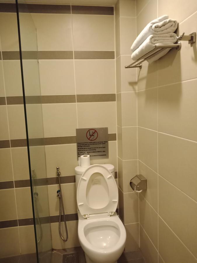 קואלה לומפור Hotel Zamburger Taman Segar - Previously Home Inn Taman Segar מראה חיצוני תמונה